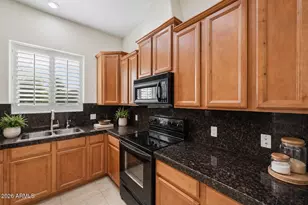 7027 N Scottsdale Rd, Paradise Valley, AZ 85253 - Photo 12
