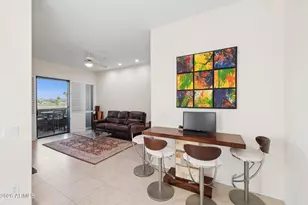 7027 N Scottsdale Rd, Paradise Valley, AZ 85253 - Photo 10