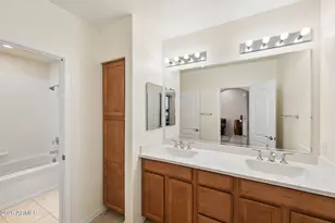 7027 N Scottsdale Rd, Paradise Valley, AZ 85253 - Photo 22