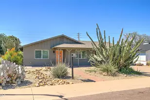 8537 E Clarendon Ave, Scottsdale, AZ 85251 - Photo 2