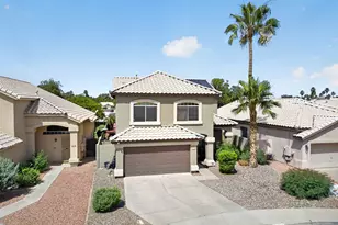 918 N Bradley Dr, Chandler, AZ 85226 - Photo 2