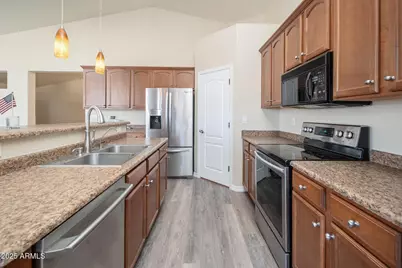 25256 W Darrel Drive, Buckeye, AZ 85326 - Photo 8