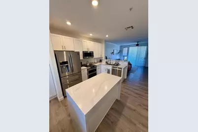 4455 E Paradise Village Parkway S #Apt 1040, Phoenix, AZ 85032 - Photo 6