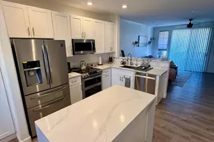 4455 E Paradise Vlg Pkwy S, Phoenix, AZ 85032 - Photo 6