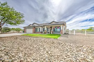 26722 S 198th Pl, Queen Creek, AZ 85142 - Photo 2
