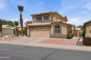 1548 W Sand Dune Dr, Gilbert, AZ 85233 - Photo 8