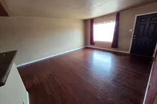 101 E Monte Wy, Phoenix, AZ 85042 - Photo 4