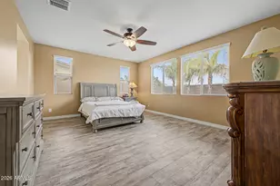 10043 W Los Gatos Dr, Peoria, AZ 85383 - Photo 16