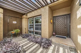 6502 N La Paloma Este, Phoenix, AZ 85014 - Photo 2