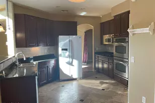 2427 W Eagle Feather Rd, Phoenix, AZ 85085 - Photo 6