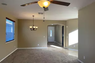 2427 W Eagle Feather Rd, Phoenix, AZ 85085 - Photo 2
