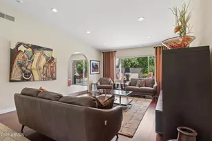 7836 E Via De La Entrada Dr, Scottsdale, AZ 85258 - Photo 6