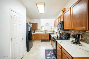 13165 W Ventura St, Surprise, AZ 85379 - Photo 6