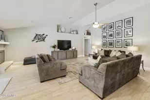 5654 E Grandview St, Mesa, AZ 85205 - Photo 8