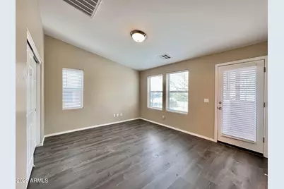 5911 S 35th Place, Phoenix, AZ 85040 - Photo 12