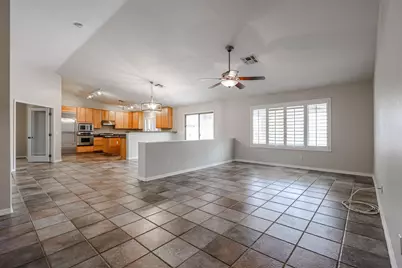 5215 E Wallace Avenue, Scottsdale, AZ 85254 - Photo 2