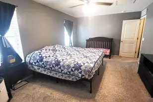 10225 W Camelback Rd, Phoenix, AZ 85037 - Photo 24