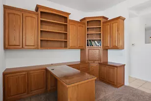 12456 W Hedge Hog Pl, Peoria, AZ 85383 - Photo 18