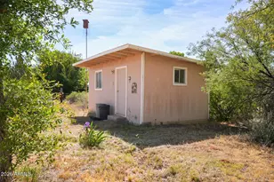 9725 E Derrick Ln, Cornville, AZ 86325 - Photo 24