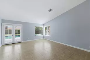 4221 E Everett Dr, Phoenix, AZ 85032 - Photo 4
