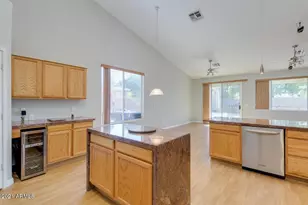 155 E Liberty Ln, Gilbert, AZ 85296 - Photo 12