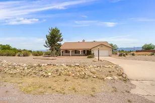 7517 S Silverstone Ave, Hereford, AZ 85615 - Photo 2