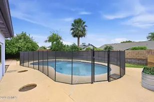 1037 E Acoma Dr, Phoenix, AZ 85022 - Photo 36