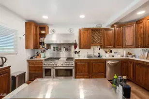 8961 S Yell Ln, Hereford, AZ 85615 - Photo 12