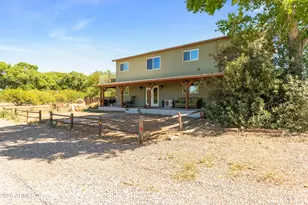 8961 S Yell Ln, Hereford, AZ 85615 - Photo 4