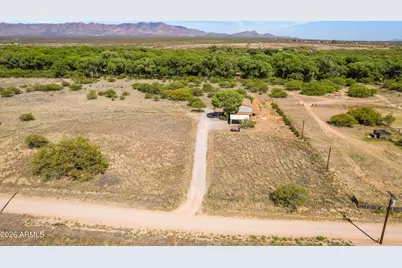 8961 S Yell Lane, Hereford, AZ 85615 - Photo 40