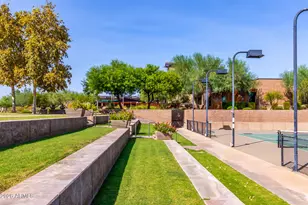 13058 W Lowden Rd, Peoria, AZ 85383 - Photo 114