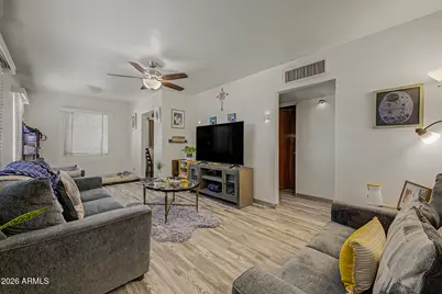 150 N Hunt Drive E, Mesa, AZ 85203 - Photo 4