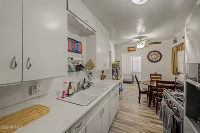 150 N Hunt Drive E, Mesa, AZ 85203 - Photo 10