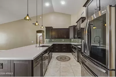3861 E Amberwood Drive, Phoenix, AZ 85048 - Photo 8