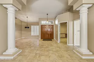 3861 E Amberwood Dr, Phoenix, AZ 85048 - Photo 14