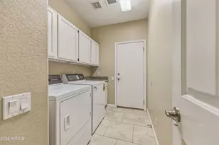 3861 E Amberwood Dr, Phoenix, AZ 85048 - Photo 36