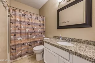 3861 E Amberwood Dr, Phoenix, AZ 85048 - Photo 32