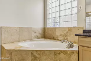 3861 E Amberwood Dr, Phoenix, AZ 85048 - Photo 26