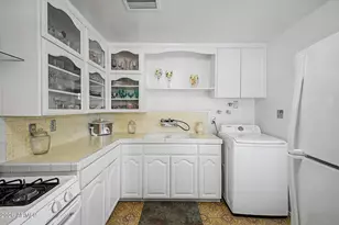 3703 W Lewis Ave, Phoenix, AZ 85009 - Photo 14