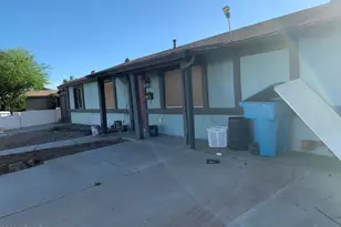 4202 N 72nd Ln, Phoenix, AZ 85033 - Photo 4