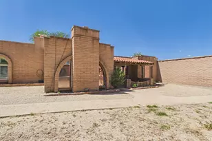 2426 N Shade Tree Cir, Tucson, AZ 85715 - Photo 26