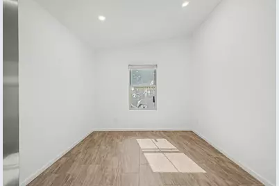 17447 N Marina Avenue, Maricopa, AZ 85139 - Photo 14