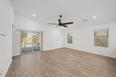 17447 N Marina Avenue, Maricopa, AZ 85139 - Photo 10