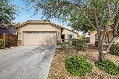 17447 N Marina Avenue, Maricopa, AZ 85139 - Photo 2