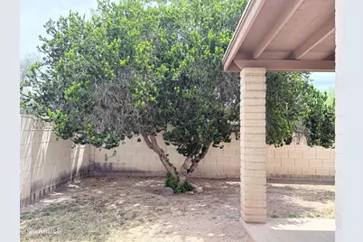 4525 W Gardenia Avenue, Glendale, AZ 85301 - Photo 36