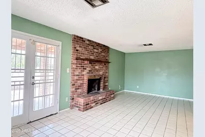 4525 W Gardenia Avenue, Glendale, AZ 85301 - Photo 14