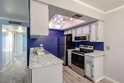 3135 N 38th Street #Unit 5, Phoenix, AZ 85018 - Photo 24