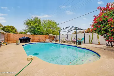 2037 W State Avenue, Phoenix, AZ 85021 - Photo 16