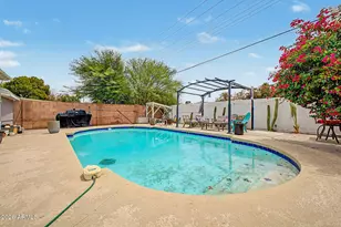 2037 W State Ave, Phoenix, AZ 85021 - Photo 22