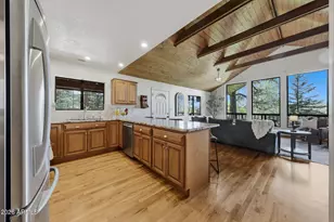 395 E Navajo Rd, Munds Park, AZ 86017 - Photo 16